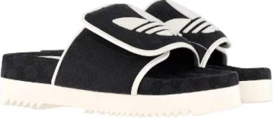 Gucci Vintage Pre-owned Canvas sandals Black Heren