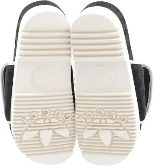 Gucci Vintage Pre-owned Canvas sandals Black Heren