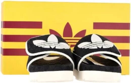 Gucci Vintage Pre-owned Canvas sandals Black Heren