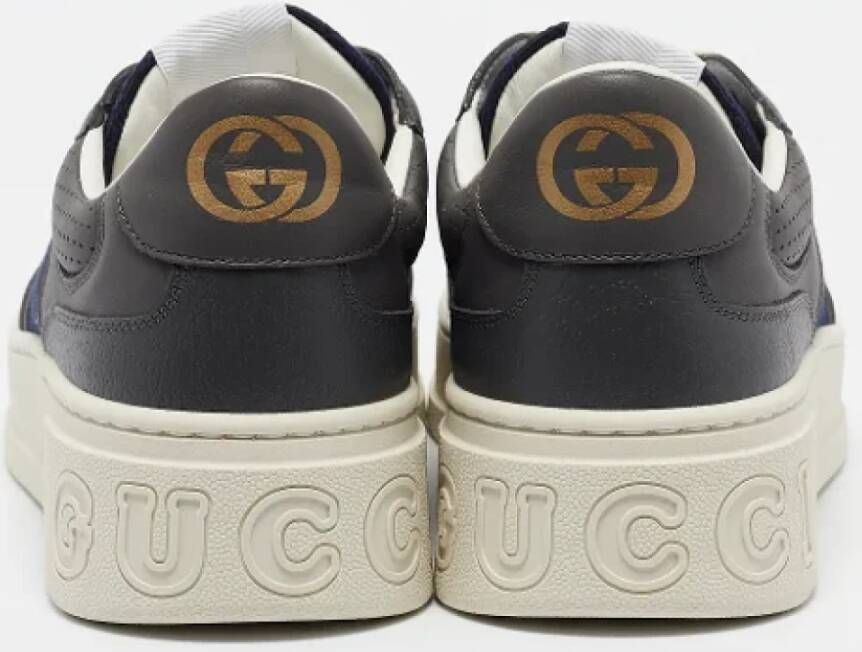 Gucci Vintage Pre-owned Canvas sneakers Gray Heren