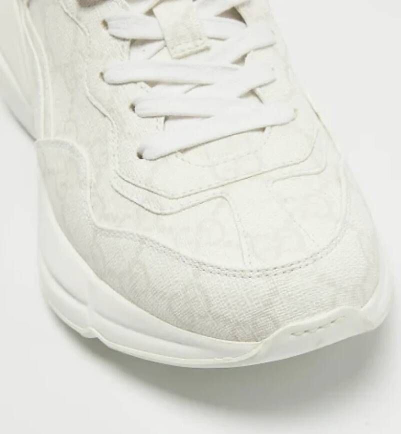 Gucci Vintage Pre-owned Coated canvas sneakers White Dames