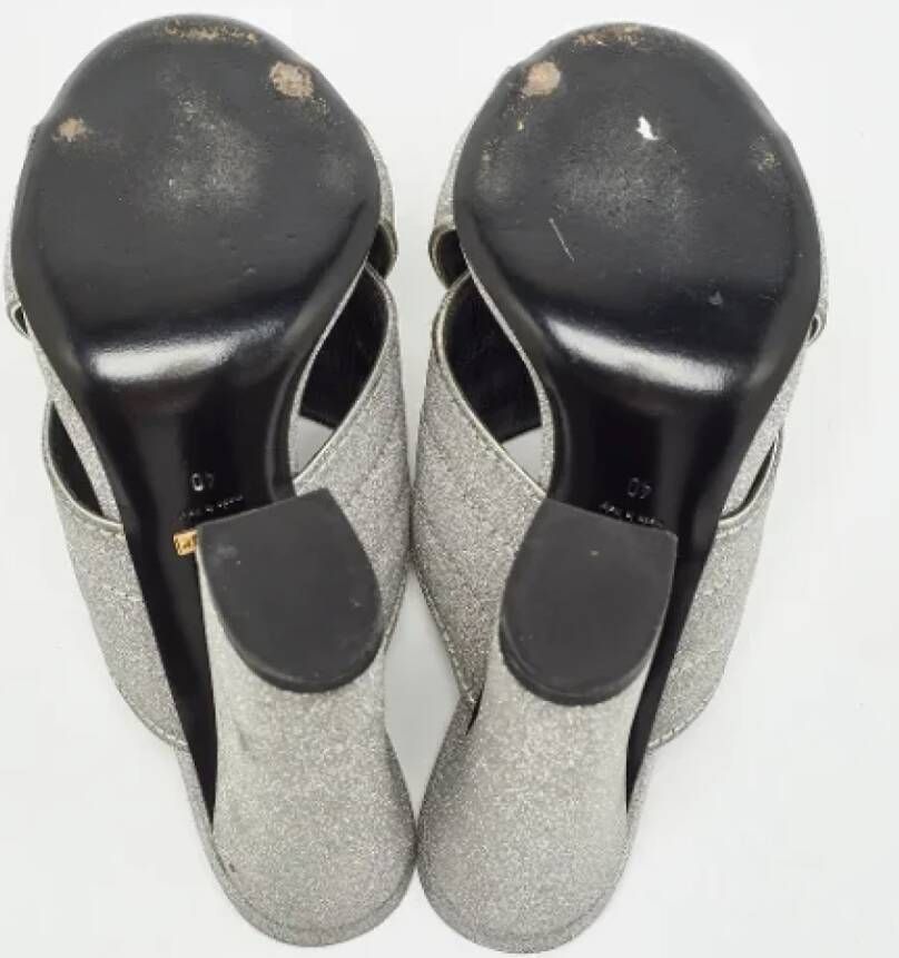 Gucci Vintage Pre-owned Fabric sandals Gray Dames