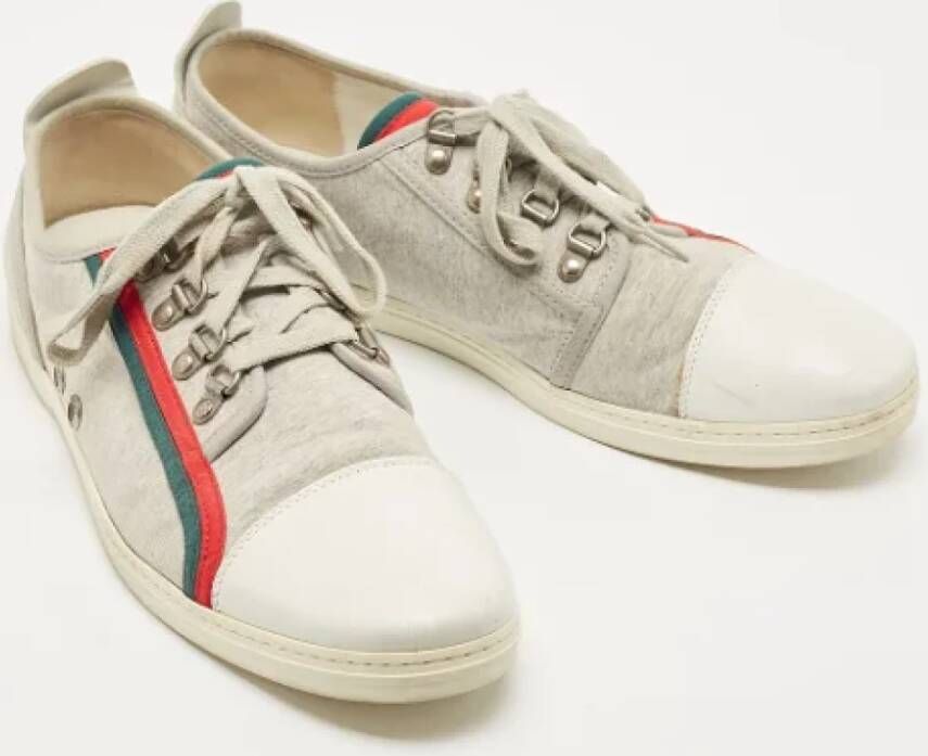 Gucci Vintage Pre-owned Fabric sneakers Gray Dames