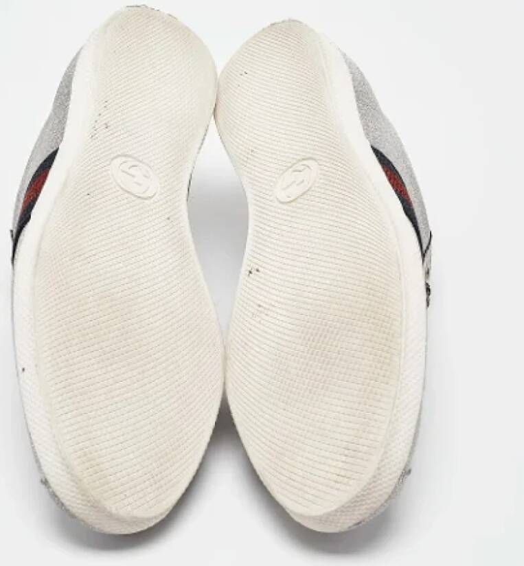 Gucci Vintage Pre-owned Fabric sneakers Gray Dames