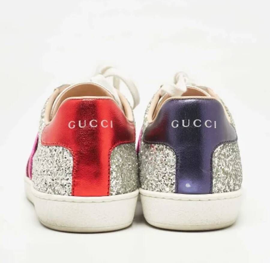 Gucci Vintage Pre-owned Fabric sneakers Gray Dames