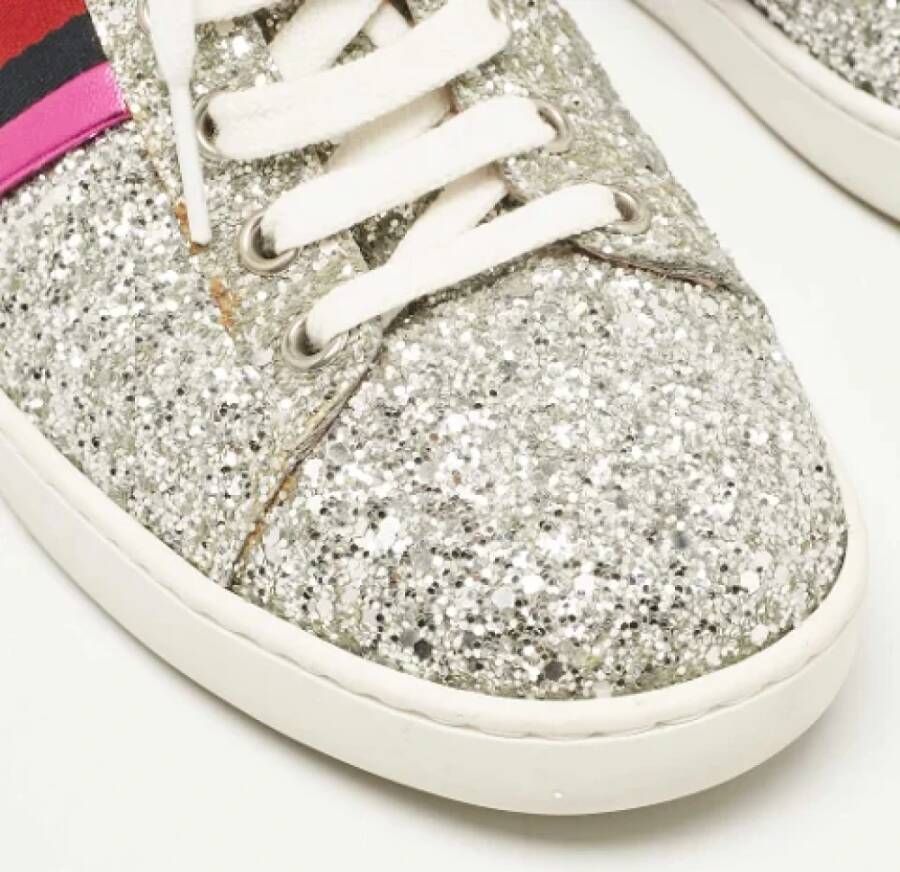 Gucci Vintage Pre-owned Fabric sneakers Gray Dames