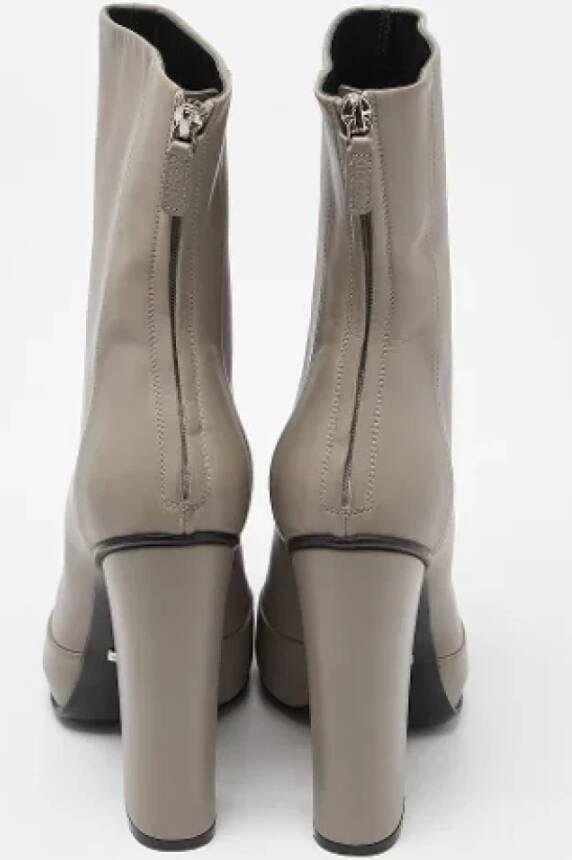 Gucci Vintage Pre-owned Leather boots Gray Dames