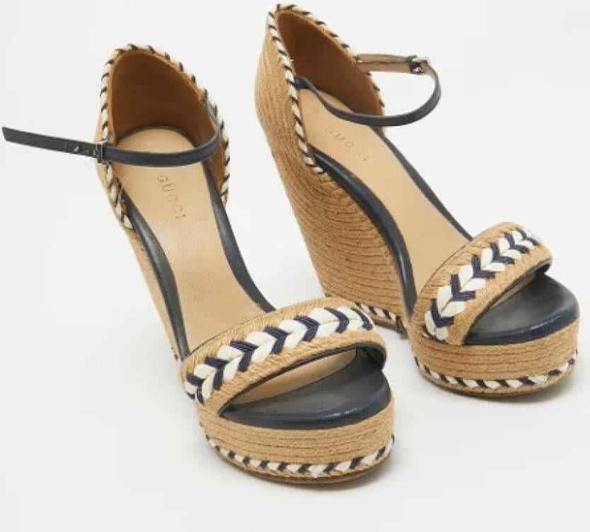 Gucci Vintage Pre-owned Leather espadrilles Beige Dames
