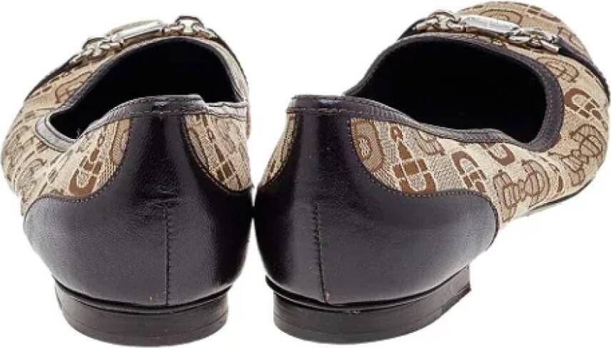 Gucci Vintage Pre-owned Leather flats Beige Dames