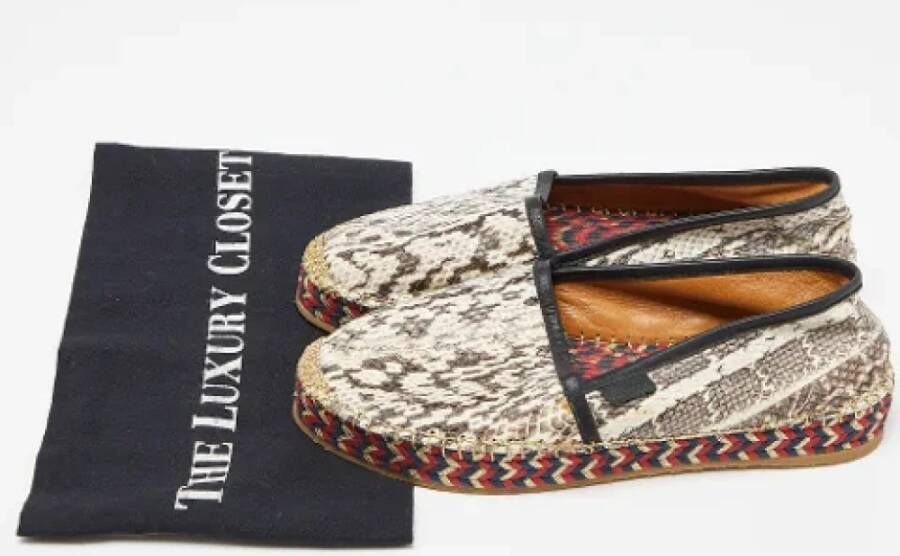 Gucci Vintage Pre-owned Leather flats Beige Dames