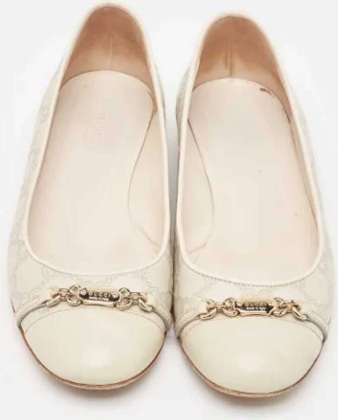 Gucci Vintage Pre-owned Leather flats Beige Dames
