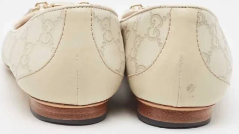 Gucci Vintage Pre-owned Leather flats Beige Dames