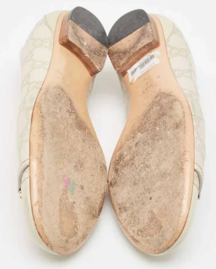 Gucci Vintage Pre-owned Leather flats Beige Dames