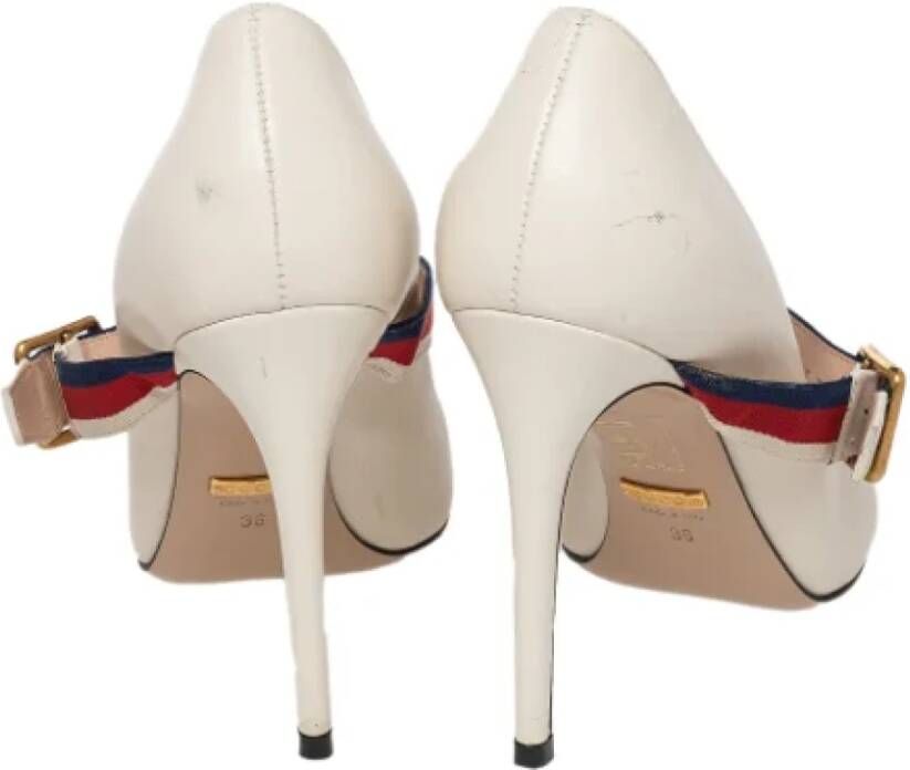 Gucci Vintage Pre-owned Leather heels Beige Dames