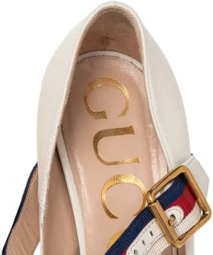 Gucci Vintage Pre-owned Leather heels Beige Dames