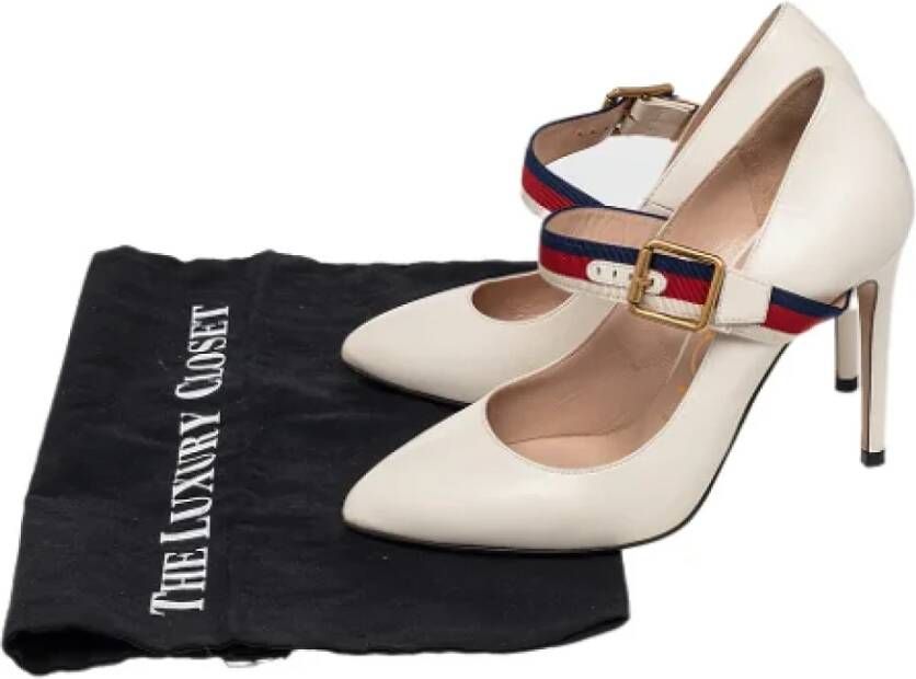 Gucci Vintage Pre-owned Leather heels Beige Dames