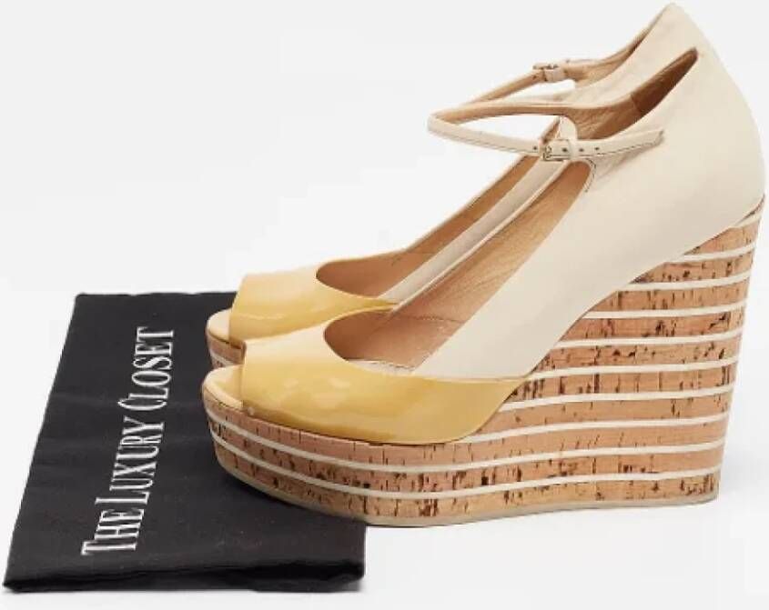 Gucci Vintage Pre-owned Leather heels Beige Dames