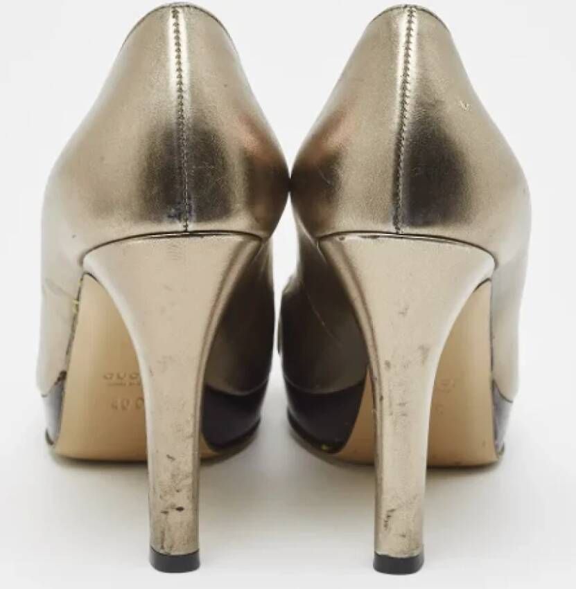Gucci Vintage Pre-owned Leather heels Gray Dames