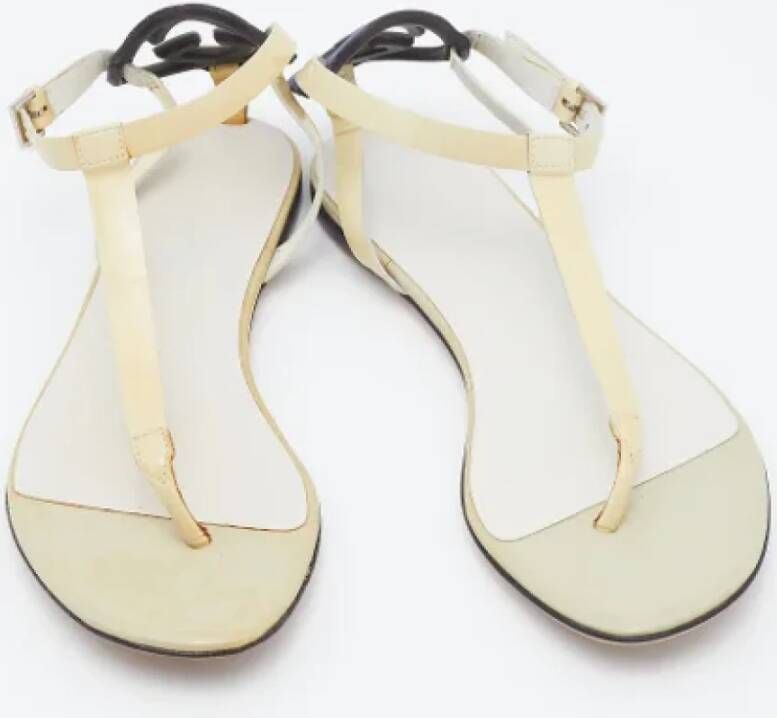 Gucci Vintage Pre-owned Leather sandals Beige Dames