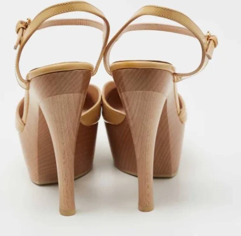 Gucci Vintage Pre-owned Leather sandals Beige Dames