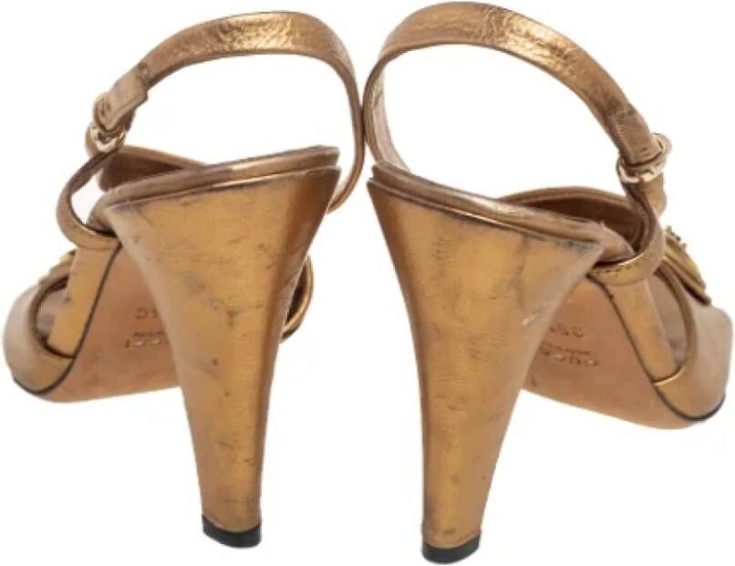 Gucci Vintage Pre-owned Leather sandals Gray Dames