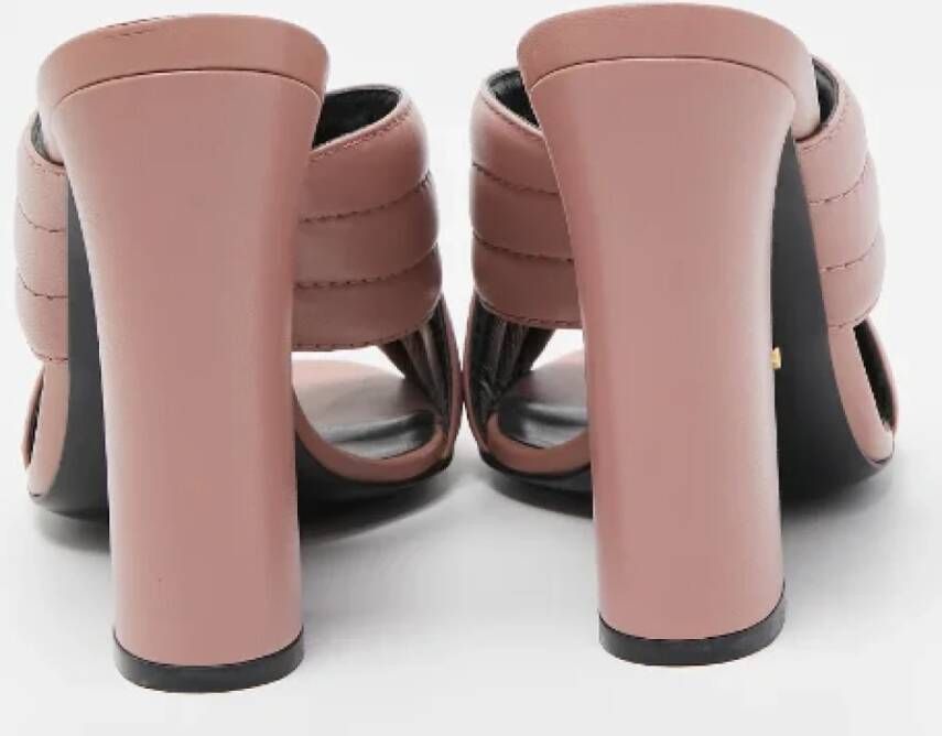 Gucci Vintage Pre-owned Leather sandals Pink Dames