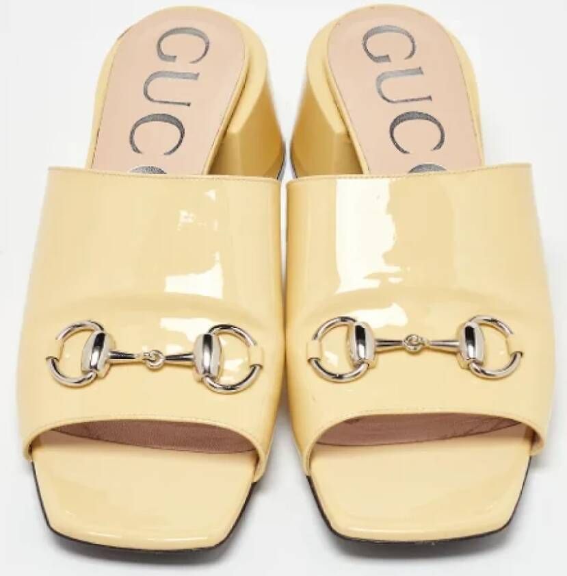 Gucci Vintage Pre-owned Leather sandals Yellow Dames