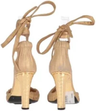 Gucci Vintage Pre-owned Leather sandals Yellow Dames
