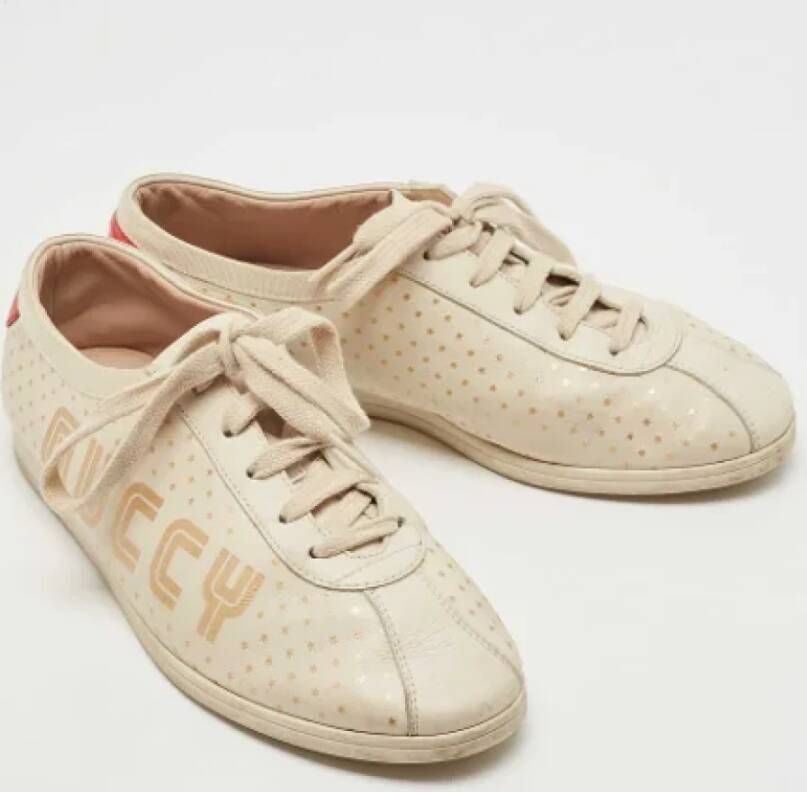 Gucci Vintage Pre-owned Leather sneakers Beige Dames