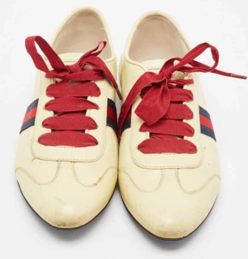 Gucci Vintage Pre-owned Leather sneakers Beige Dames