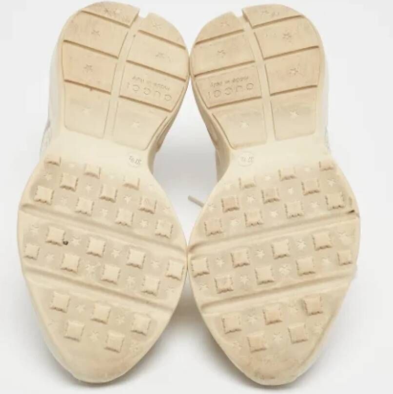 Gucci Vintage Pre-owned Leather sneakers Beige Dames