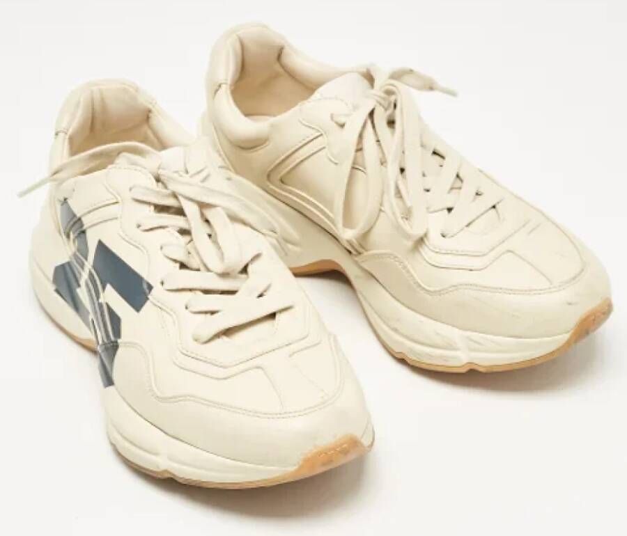 Gucci Vintage Pre-owned Leather sneakers Beige Dames