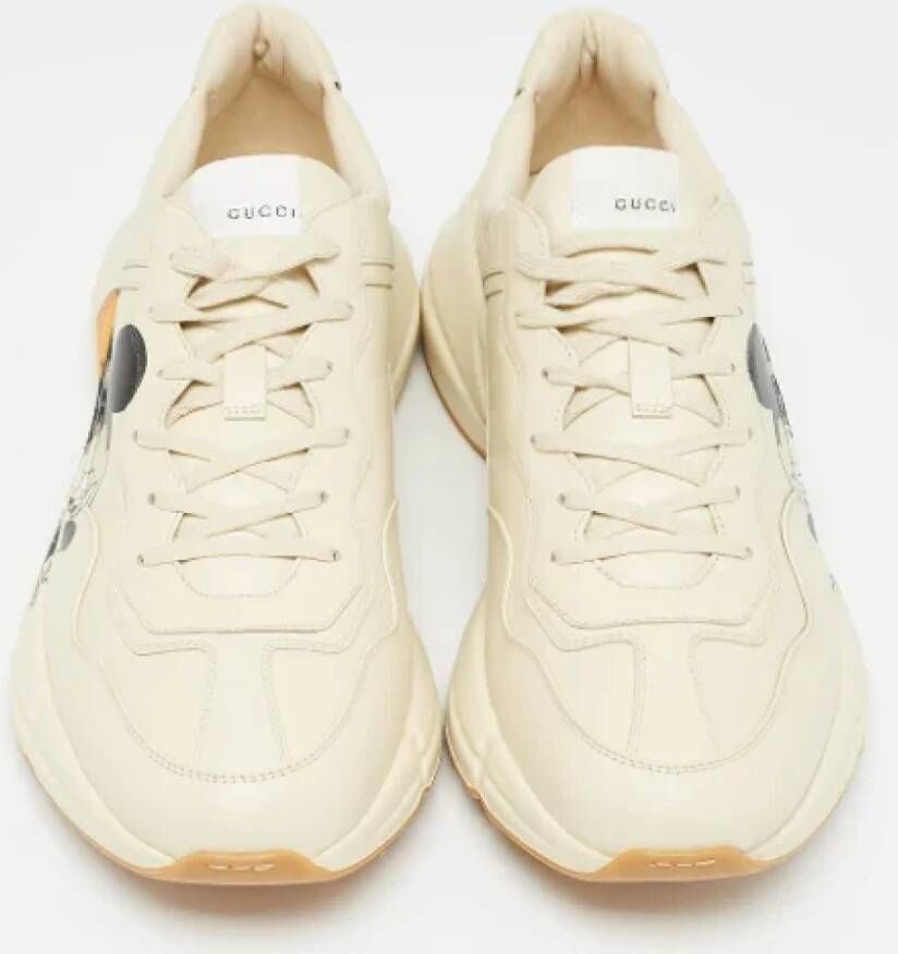 Gucci Vintage Pre-owned Leather sneakers Beige Heren