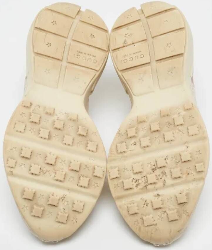 Gucci Vintage Pre-owned Leather sneakers Beige Heren