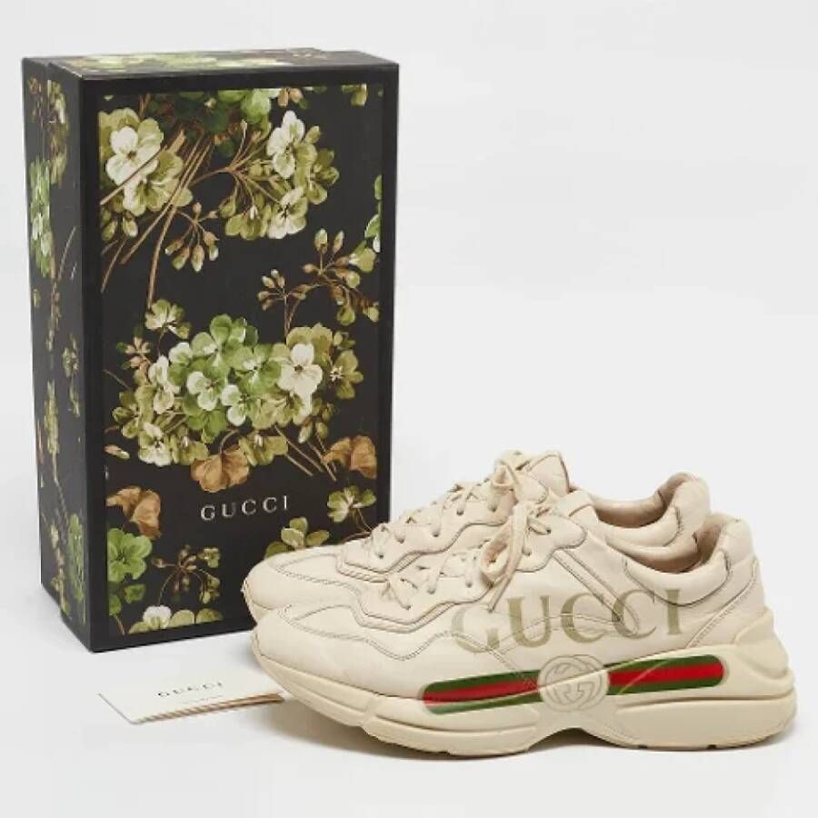 Gucci Vintage Pre-owned Leather sneakers Beige Heren