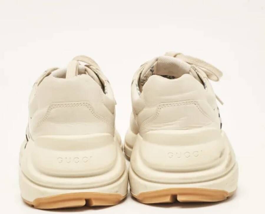 Gucci Vintage Pre-owned Leather sneakers Beige Heren