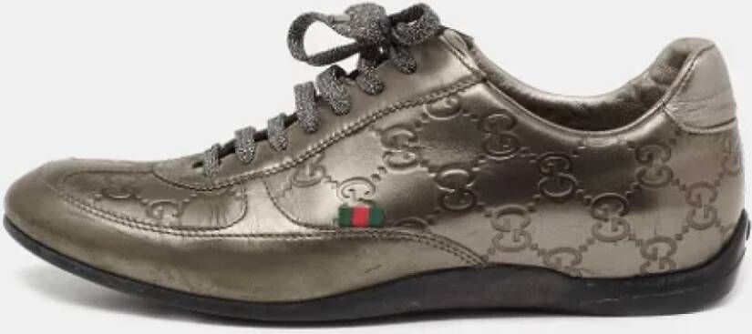 Gucci Vintage Pre-owned Leather sneakers Gray Dames