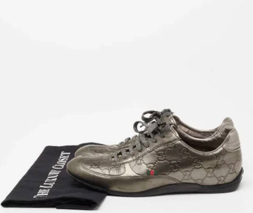 Gucci Vintage Pre-owned Leather sneakers Gray Dames