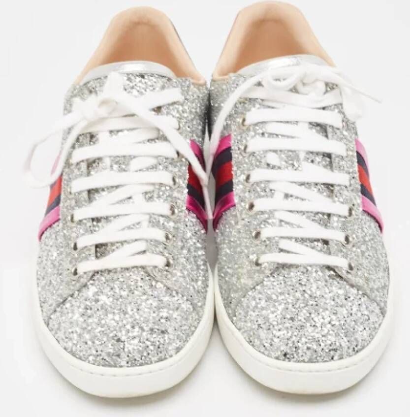 Gucci Vintage Pre-owned Leather sneakers Gray Dames