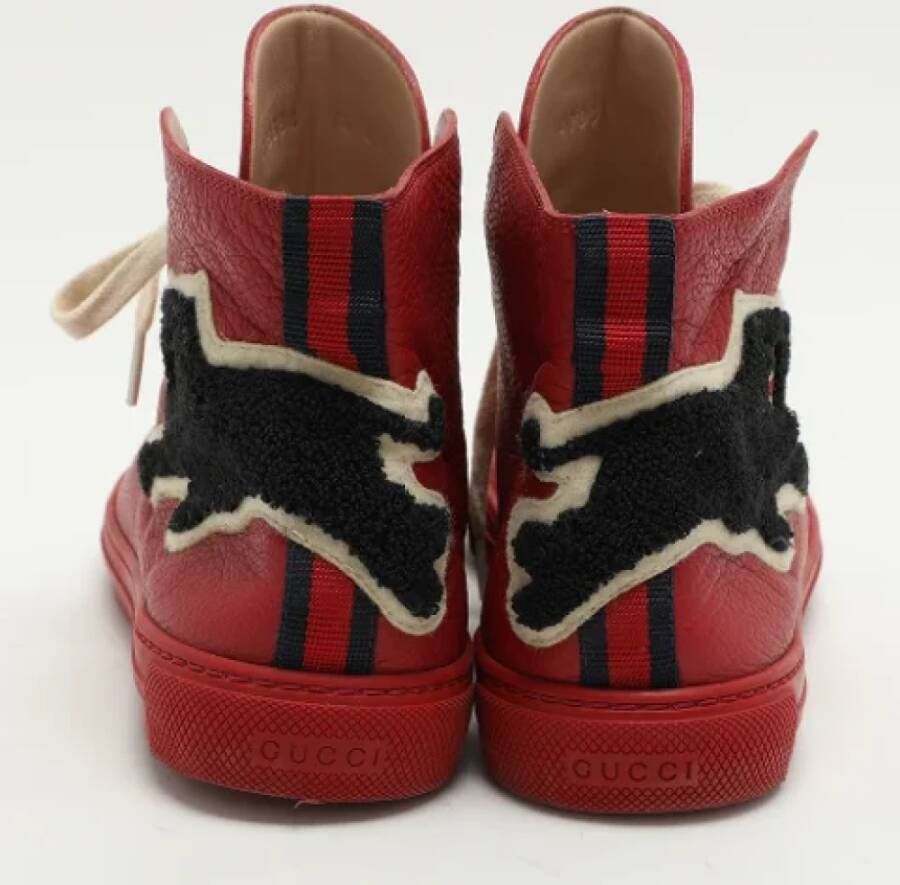 Gucci Vintage Pre-owned Leather sneakers Red Heren