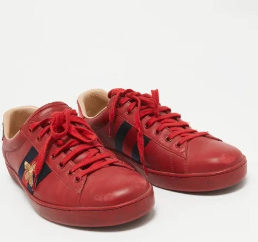 Gucci Vintage Pre-owned Leather sneakers Red Heren