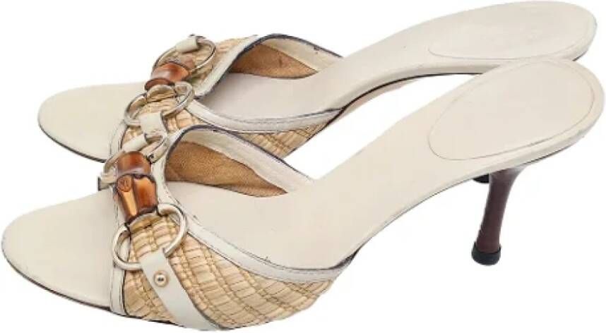 Gucci Vintage Pre-owned Raffia sandals Beige Dames