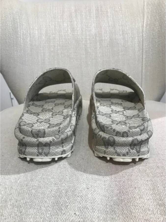 Gucci Vintage Pre-owned Rubber sandals Beige Dames