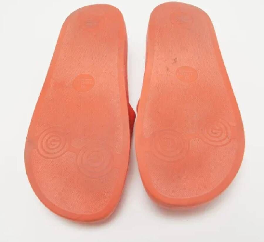 Gucci Vintage Pre-owned Rubber sandals Orange Dames