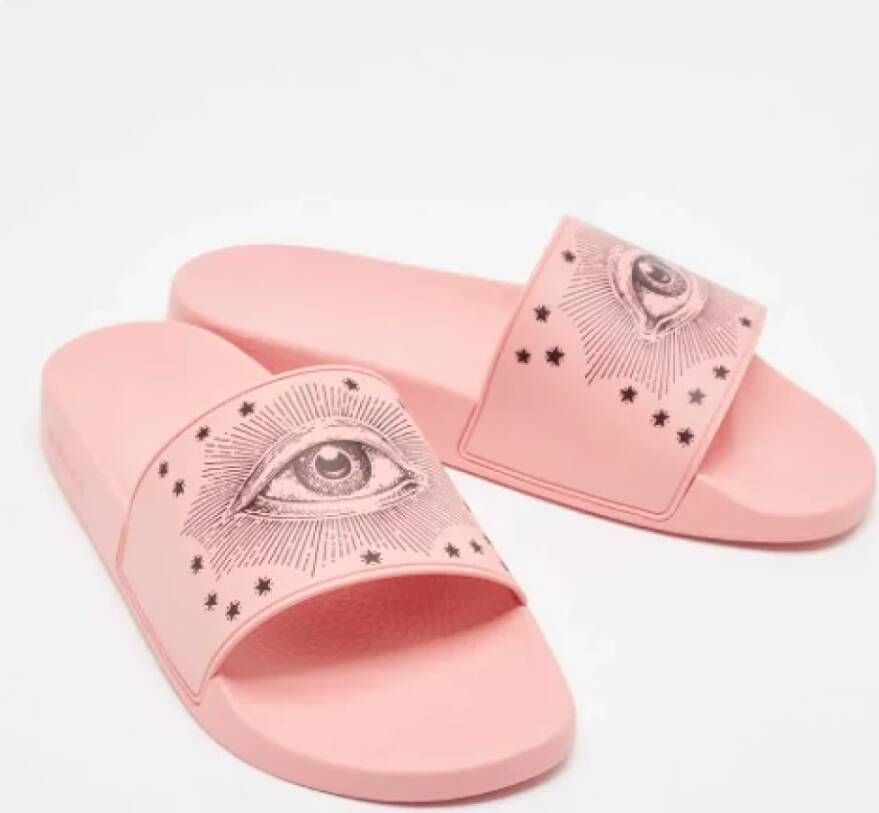 Gucci Vintage Pre-owned Rubber sandals Pink Heren