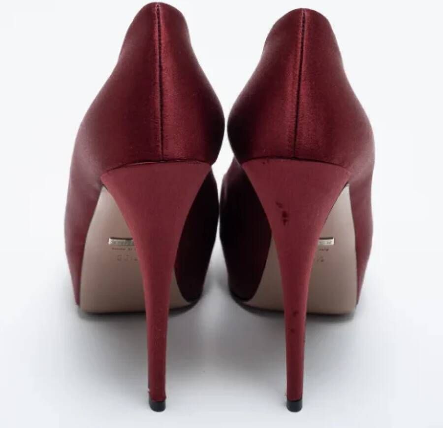 Gucci Vintage Pre-owned Satin heels Red Dames
