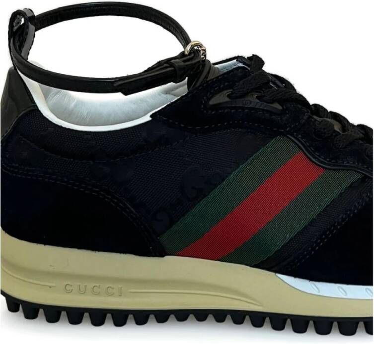 Gucci Zwarte Sneakers met Webdetail