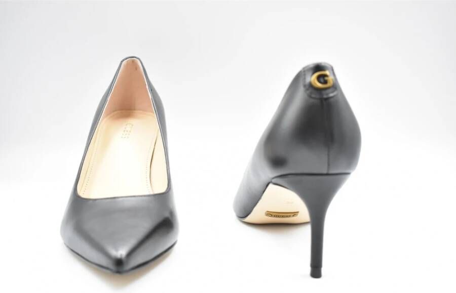 Guess Bravo Pumps