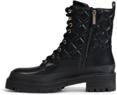 Guess Gewatteerde Veterschoenen met Unieke Stijl