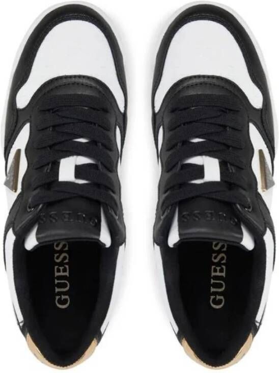 Guess Platform logo sneakers in zwart